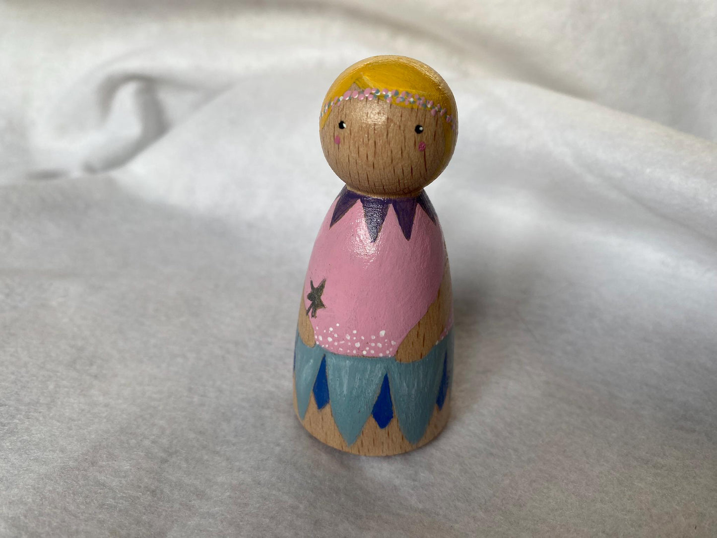 Hand painted wooden fairy peg doll (7.5cm)