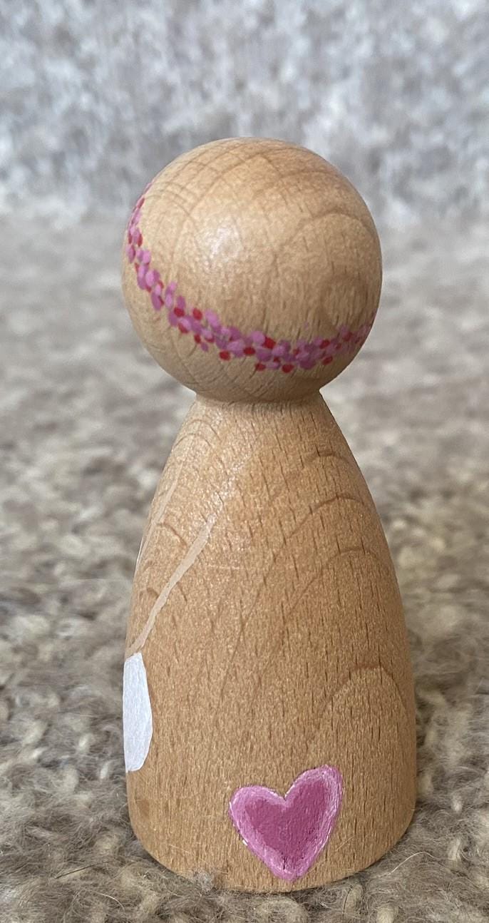 Hand painted pink heart design wooden peg doll (8cm)