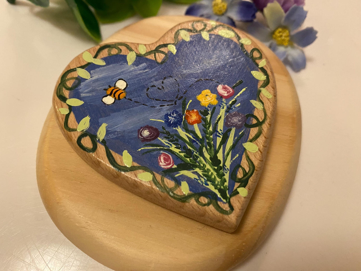 Hand painted Spring garden wooden heart (7cm)