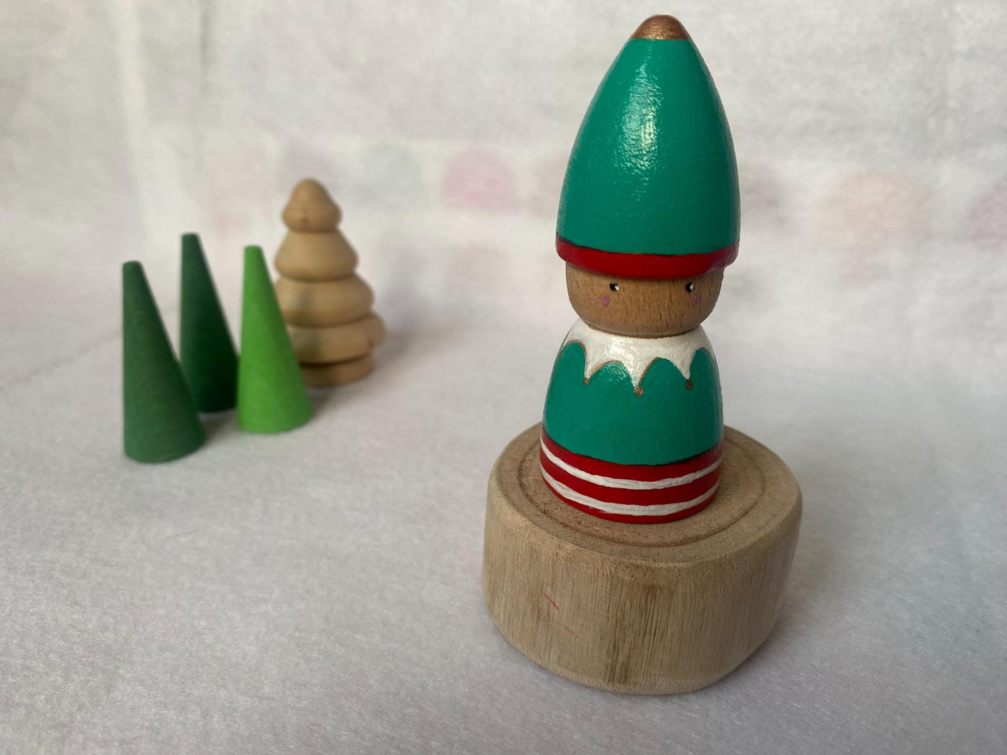 Hand painted Christmas wooden peg doll set (Santa Claus, Mrs Claus, Elf and Snowman)