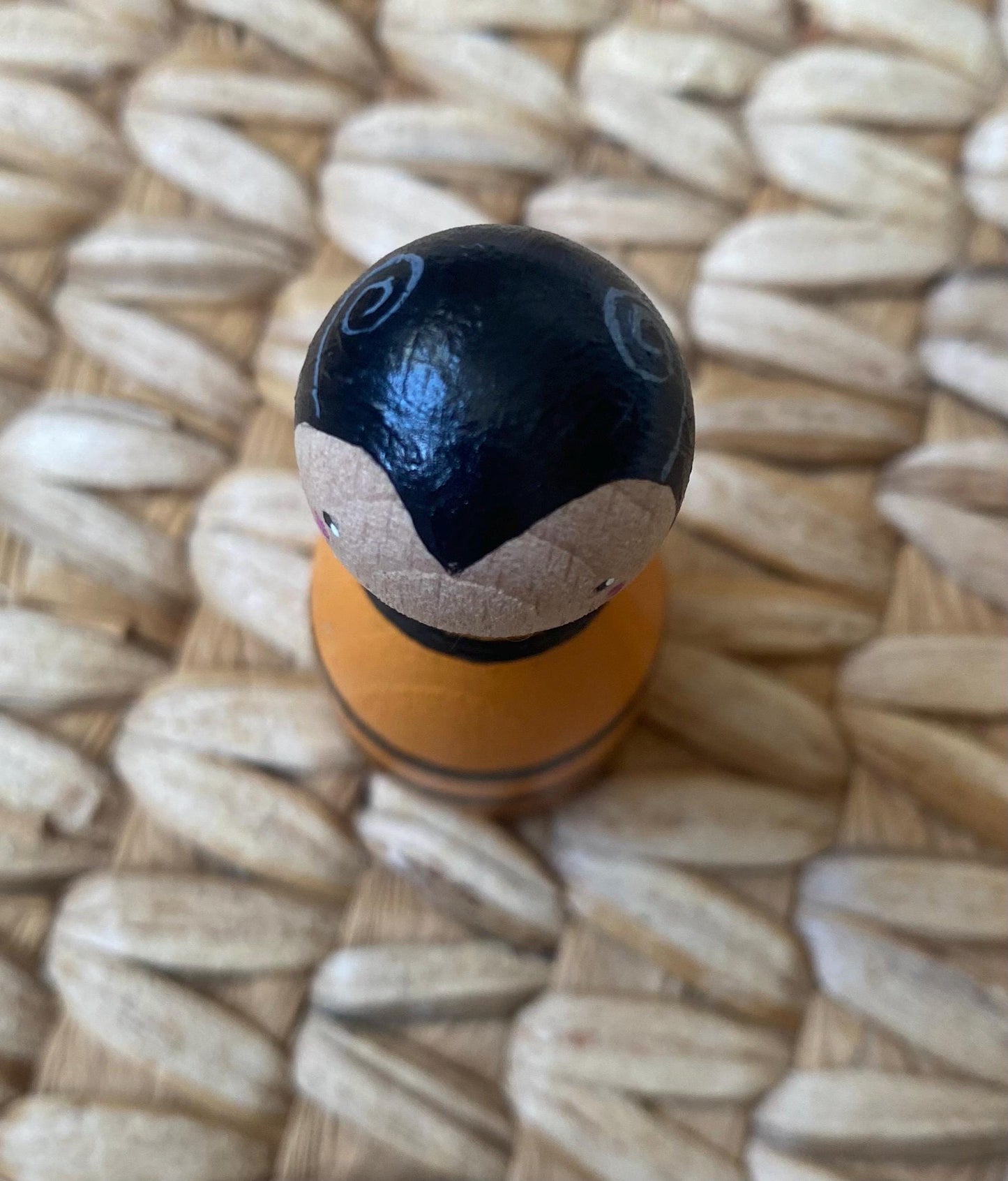 Bee hand painted wooden peg doll (6.5cm)