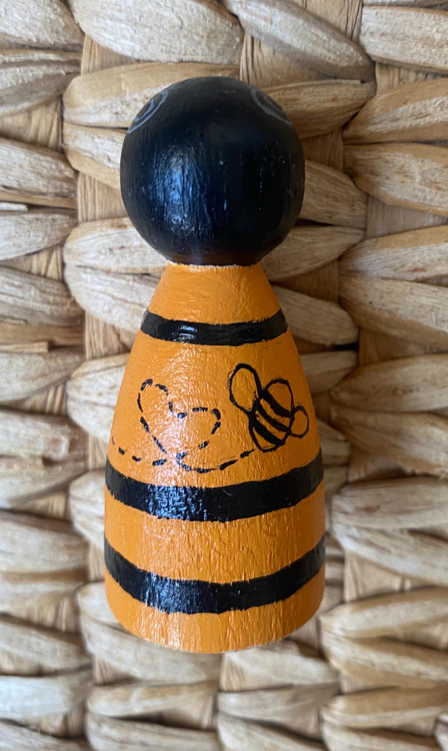 Bee hand painted wooden peg doll (6.5cm)