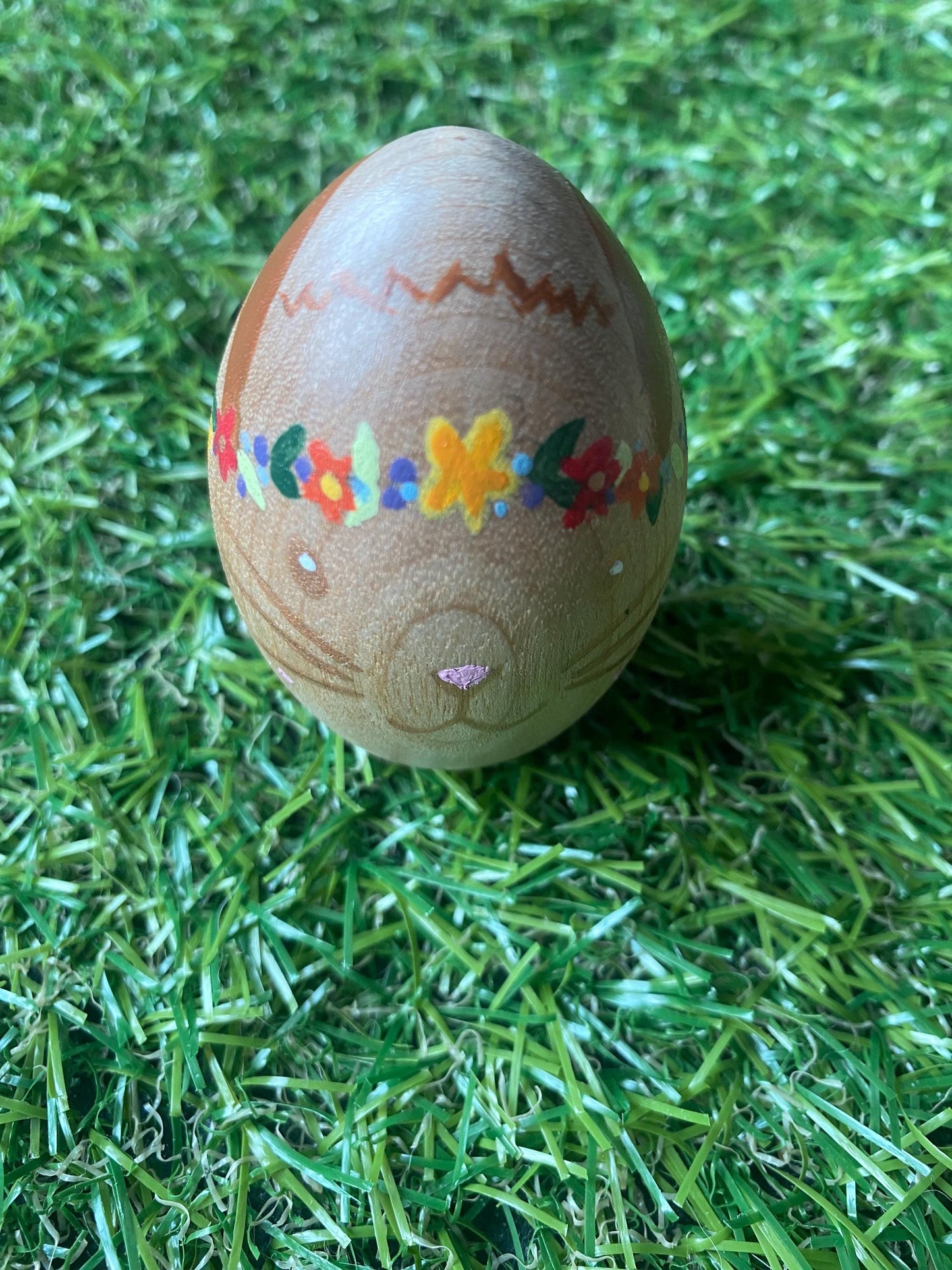 Hand painted Easter bunny natural wood design egg (6.4cm)