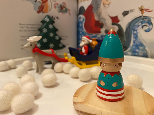Christmas Elf hand painted wooden peg doll (7cm)