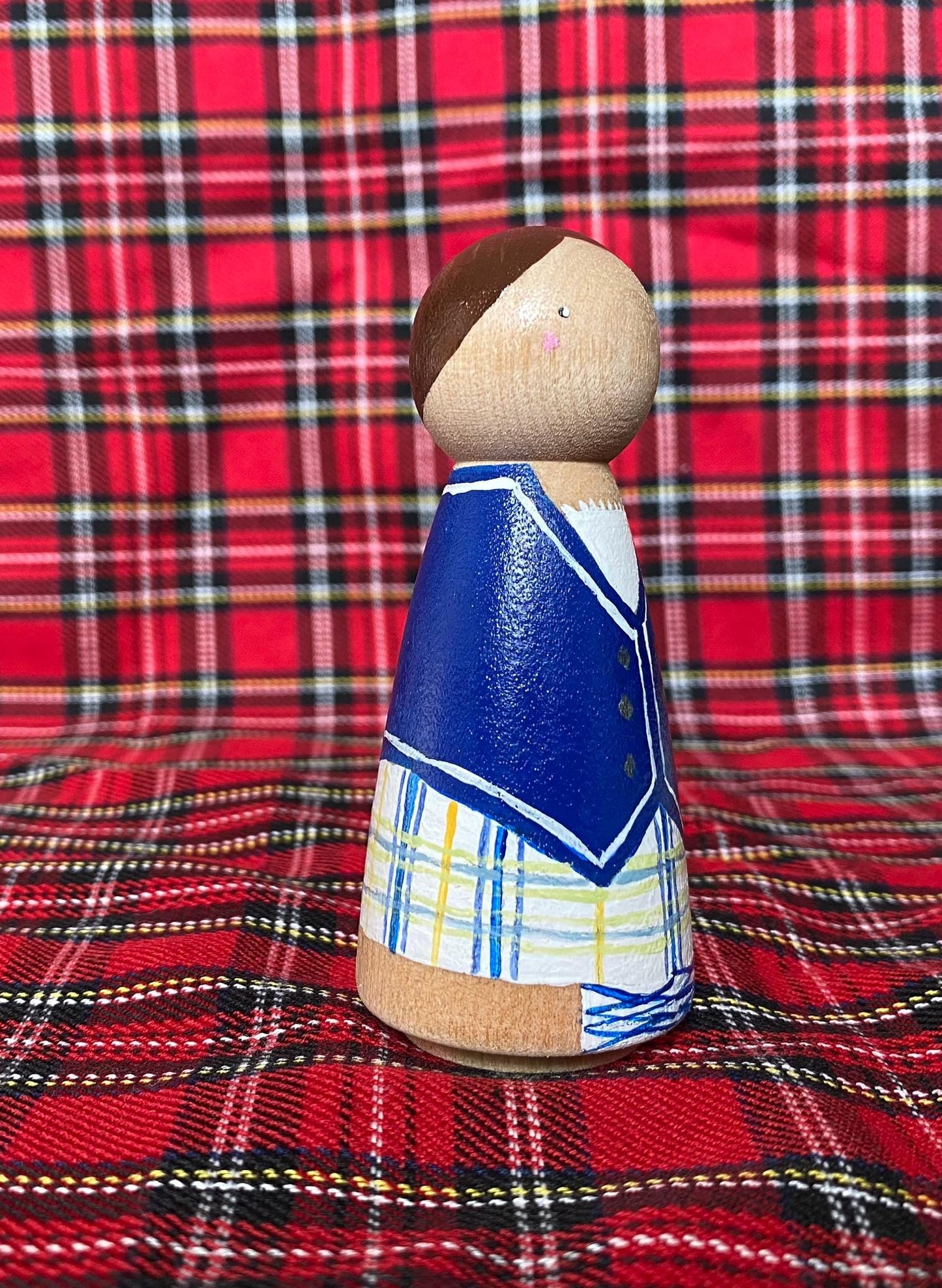 Highland dancer hand painted wooden peg doll (9cm)