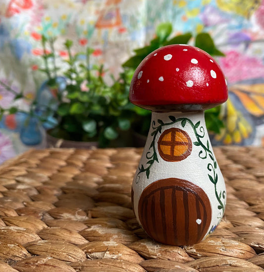 Wooden mushroom Fairy House hand painted (6.8cm)