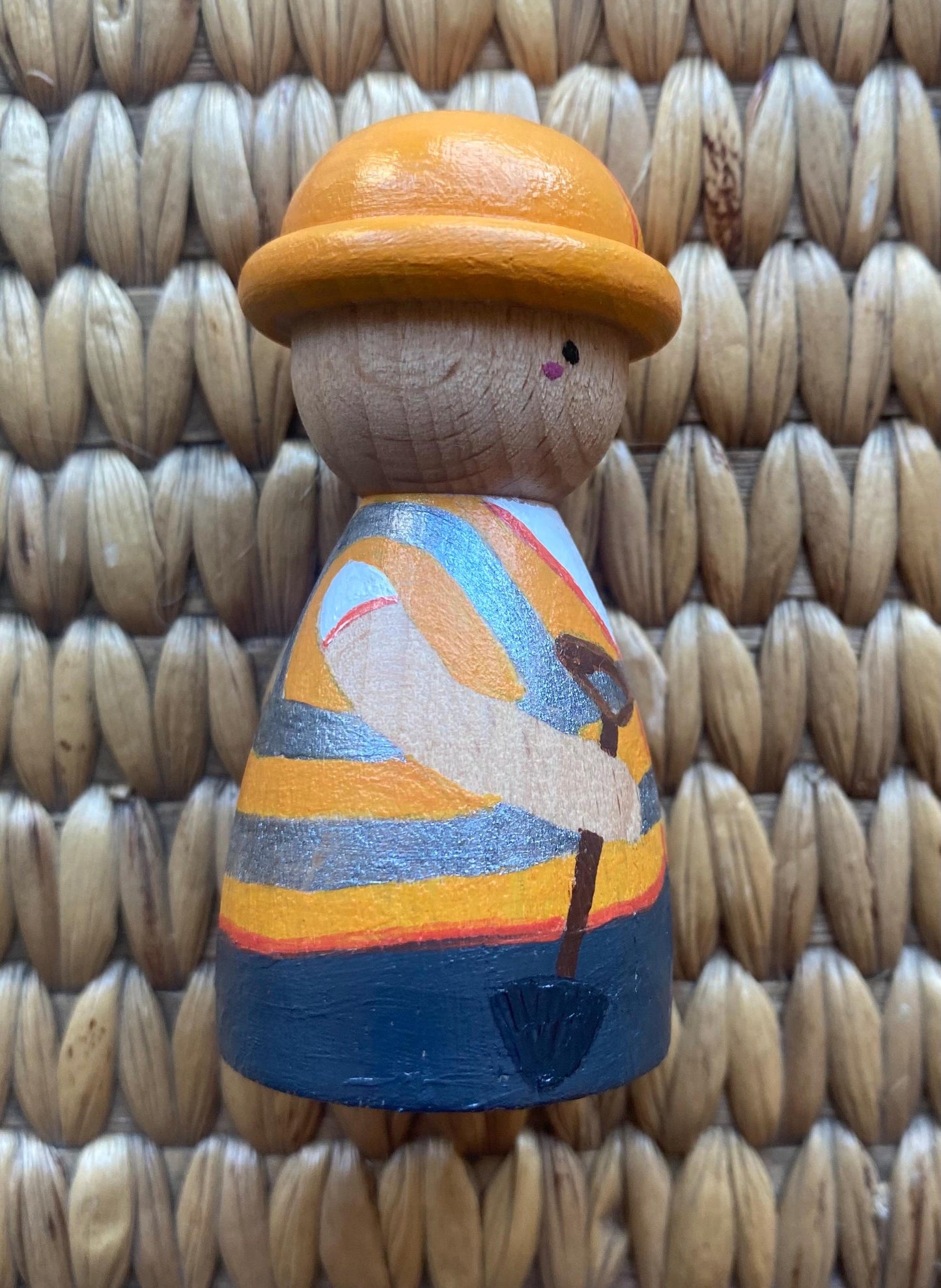 Hand painted construction worker wooden peg doll (7cm)