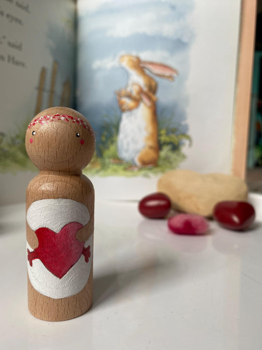 Hand painted red and pink heart hug wooden peg doll (8cm)