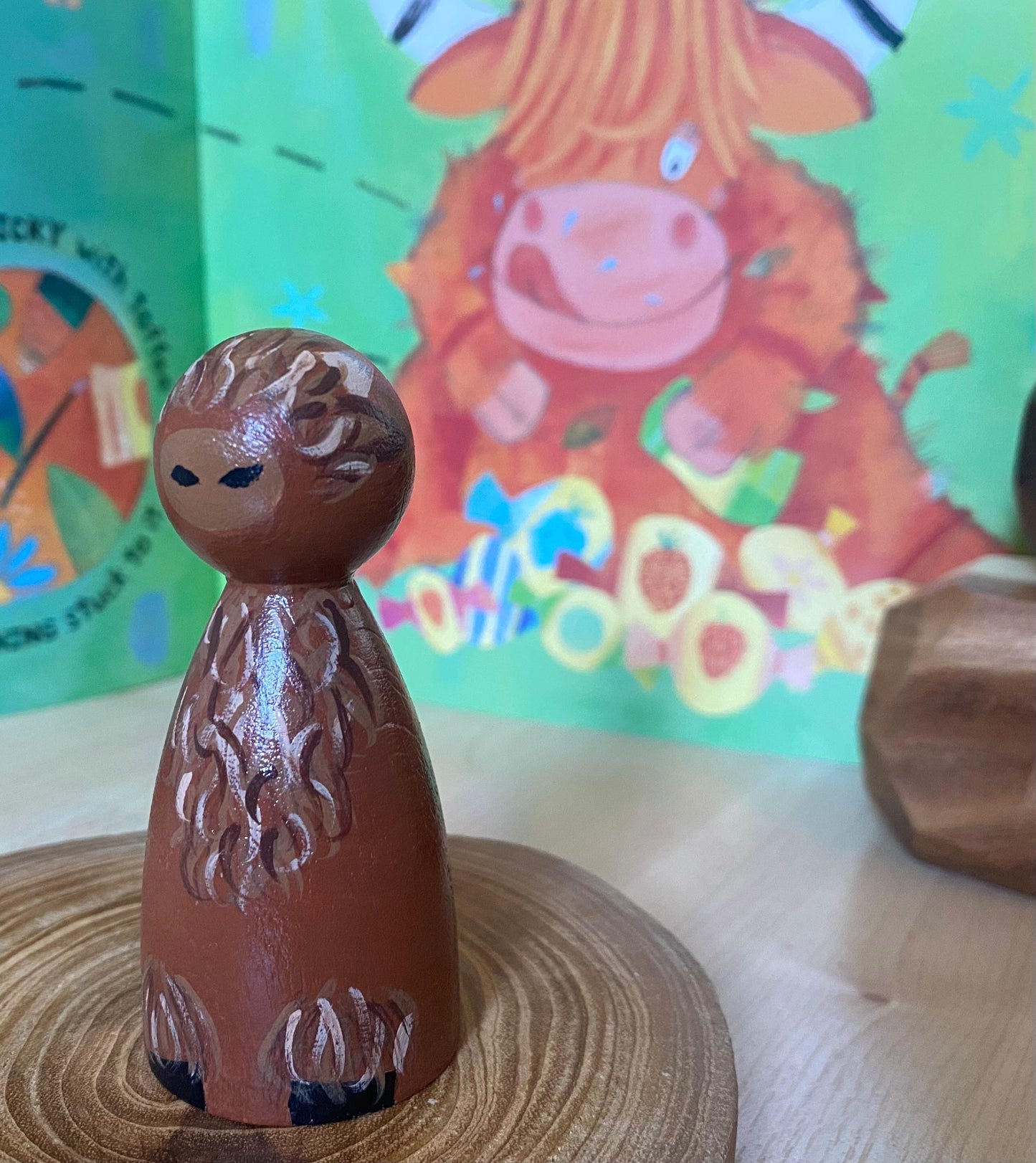 Hand painted Highland Cow wooden peg doll (8cm)