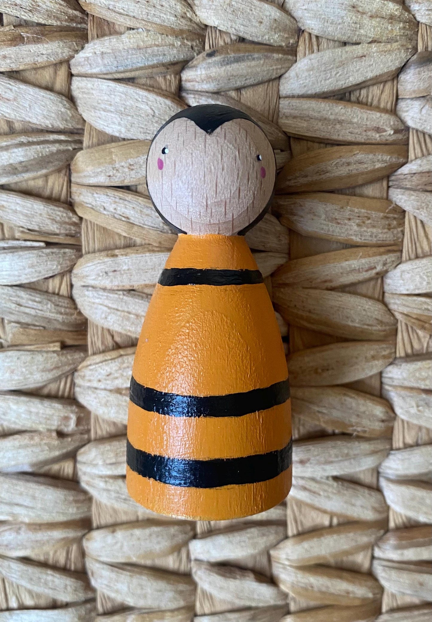 Bee hand painted wooden peg doll (6.5cm)
