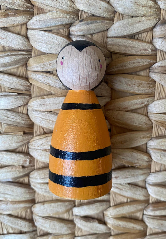 Bee hand painted wooden peg doll (6.5cm)