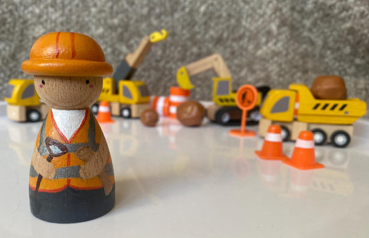 Hand painted construction worker wooden peg doll (7cm)