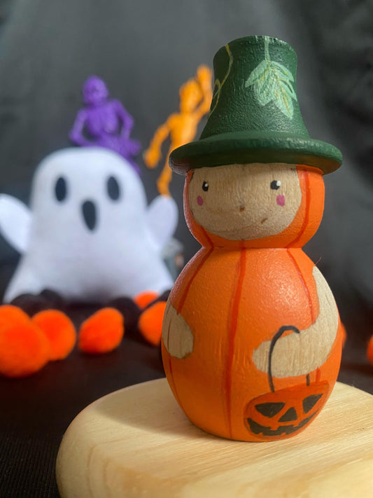 Hand painted wooden Wee Pumpkin Pal peg doll (7cm)