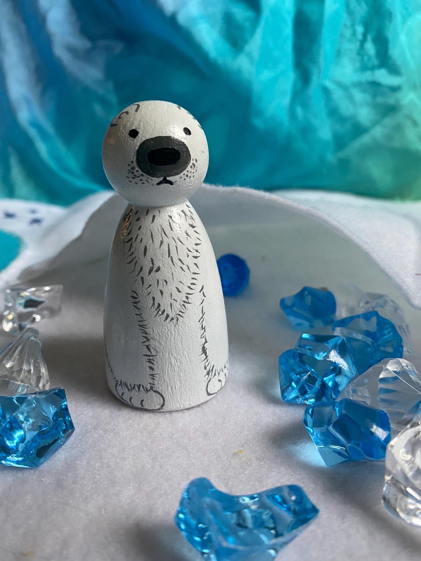 Polar Bear hand painted wooden peg doll (7.5cm)
