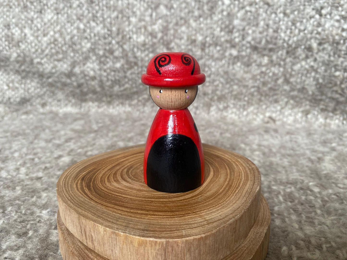 Ladybird wooden peg doll (6.8cm)
