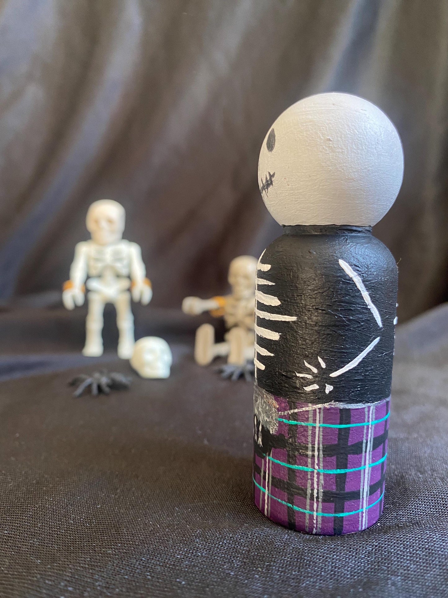 Hand painted McBones skeleton in kilt wooden peg doll (8cm)
