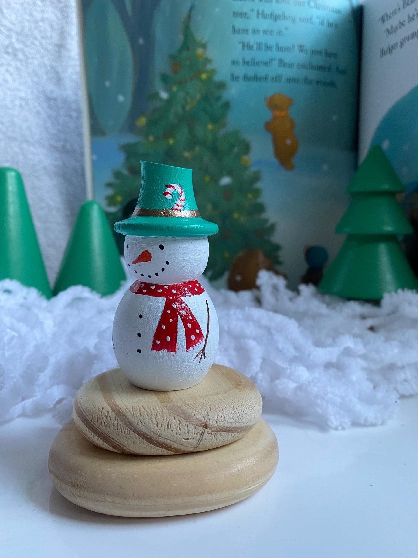 Snowman hand painted wooden peg doll (7cm) bright green