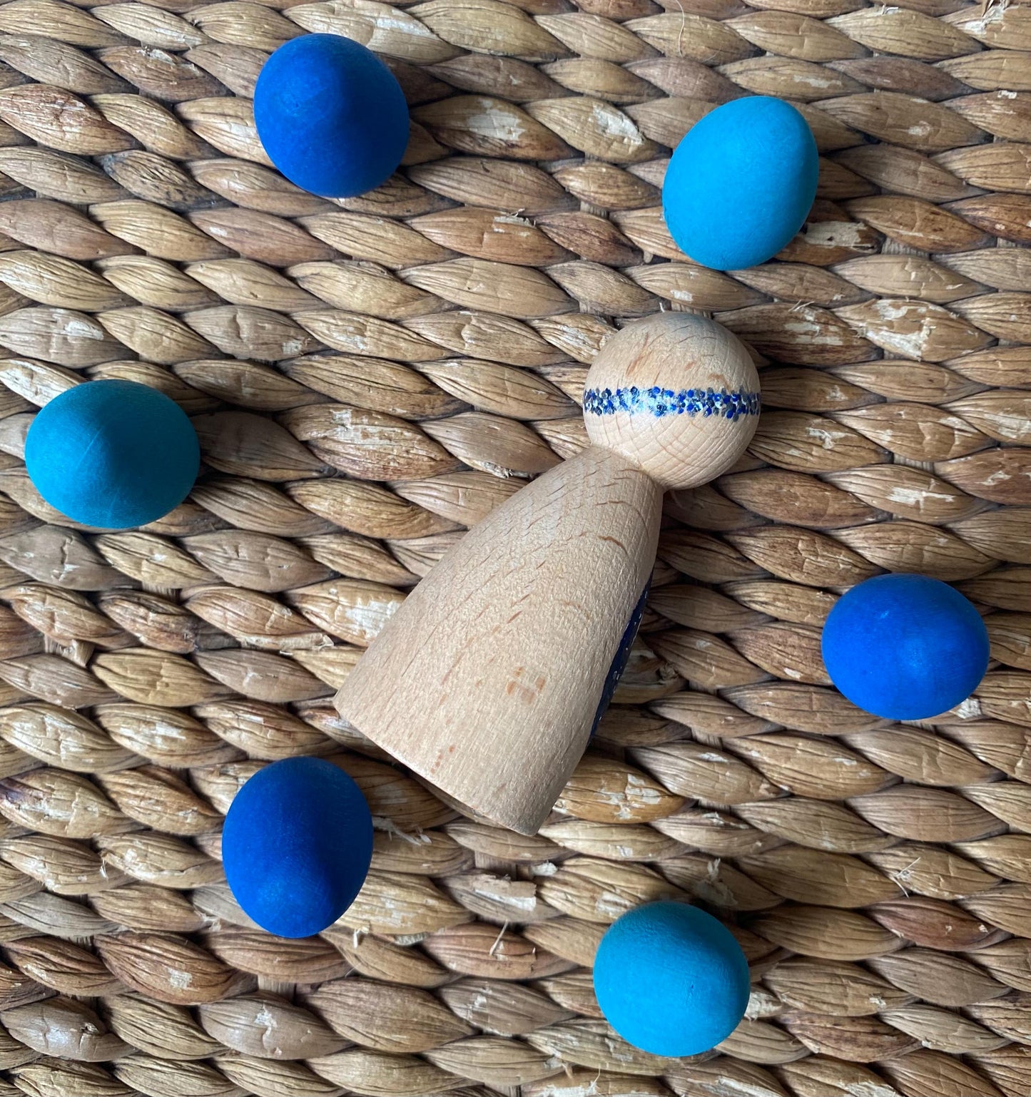 Hand painted crescent moon and stars wooden peg doll (8cm)