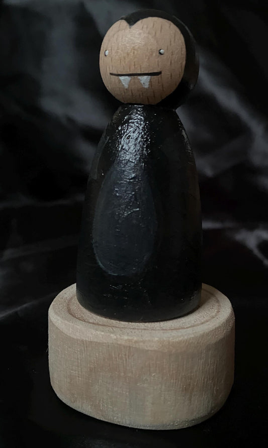 Hand painted bat peg doll (7.5cm)