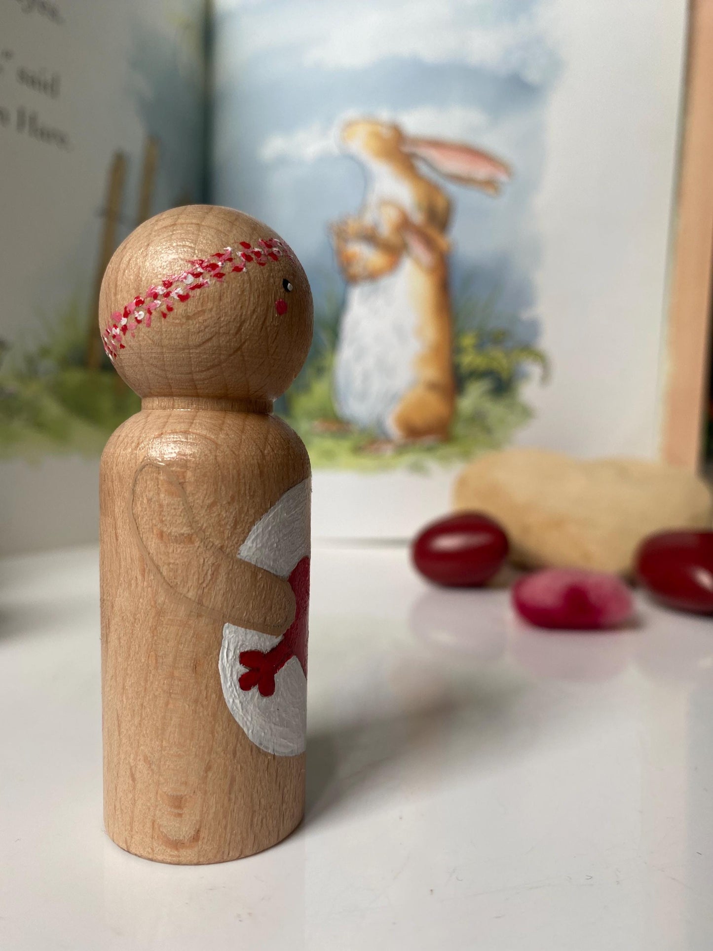 Hand painted red and pink heart hug wooden peg doll (8cm)