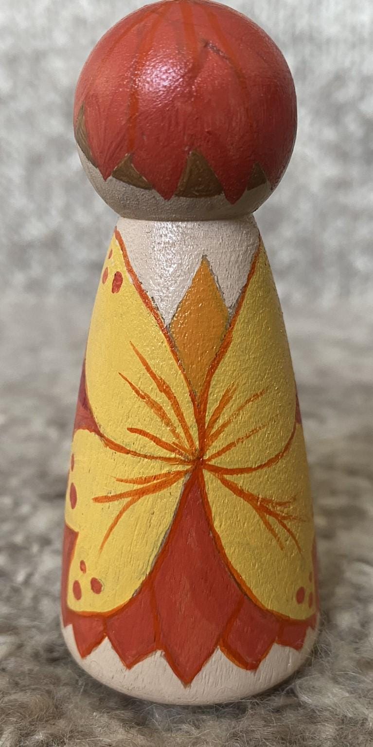 Handpainted wooden fairy peg doll (9cm)