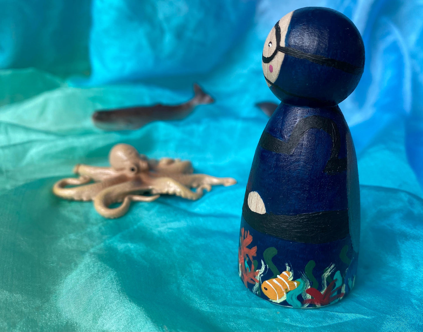 Scuba diver hand painted wooden peg doll (7.5cm)