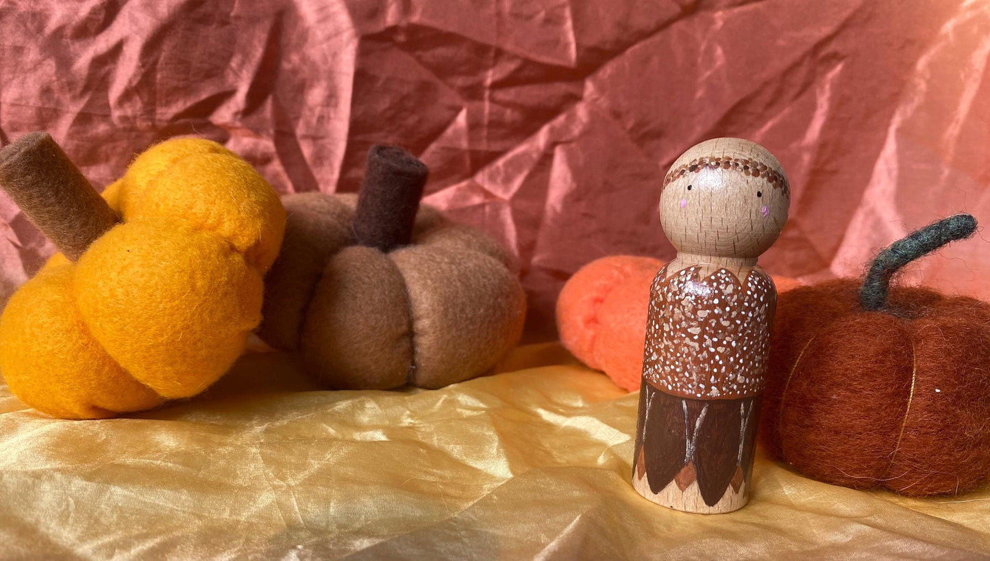 Autumnal fairy handpainted wooden peg doll (9cm)