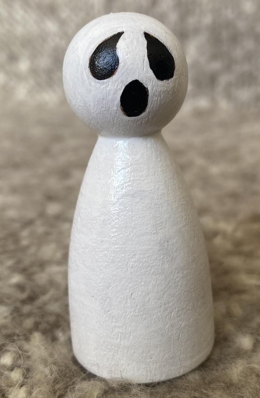 Halloween set of 6 hand painted wooden peg dolls (6.5cm)