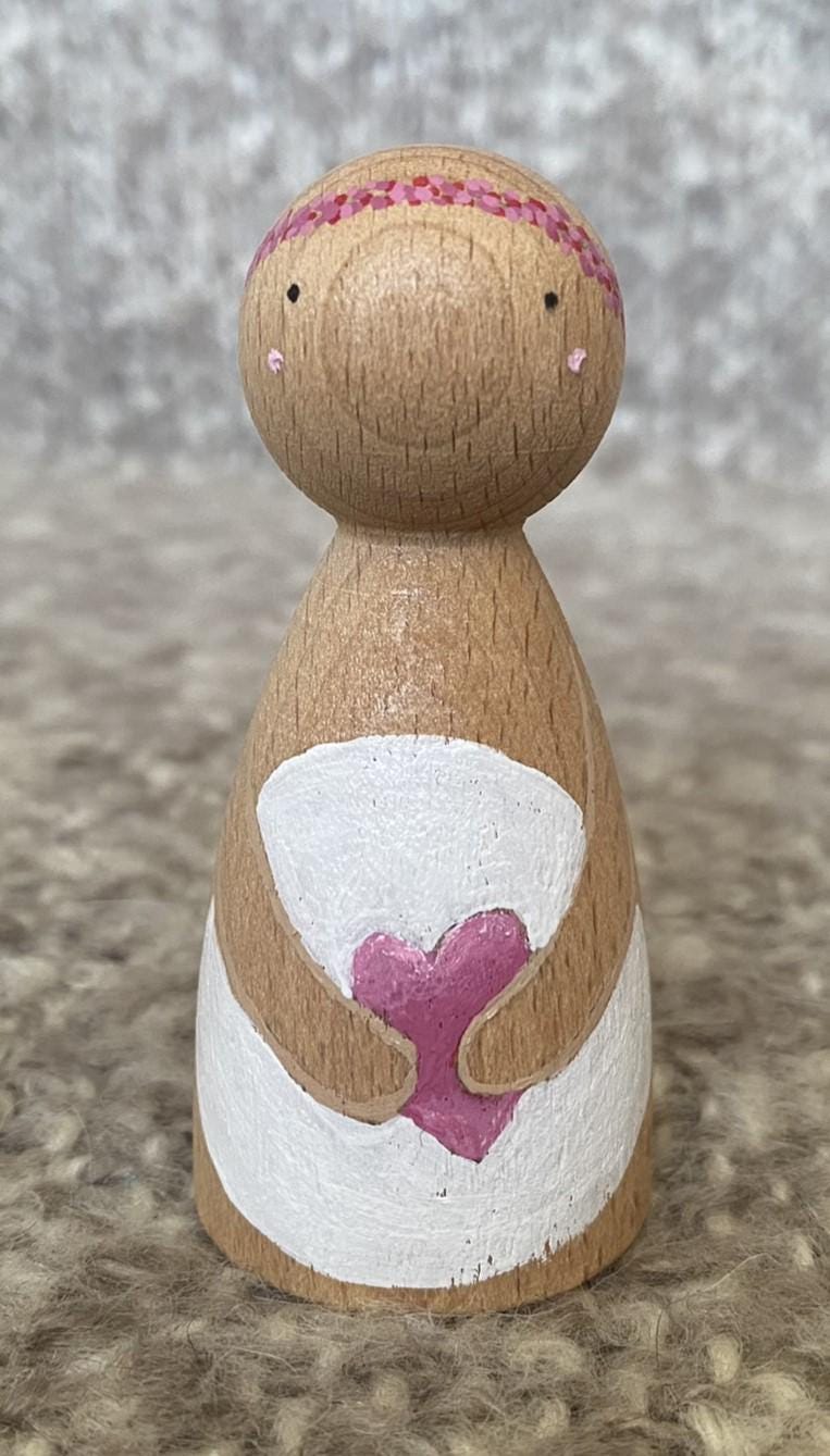 Hand painted pink heart design wooden peg doll (8cm)