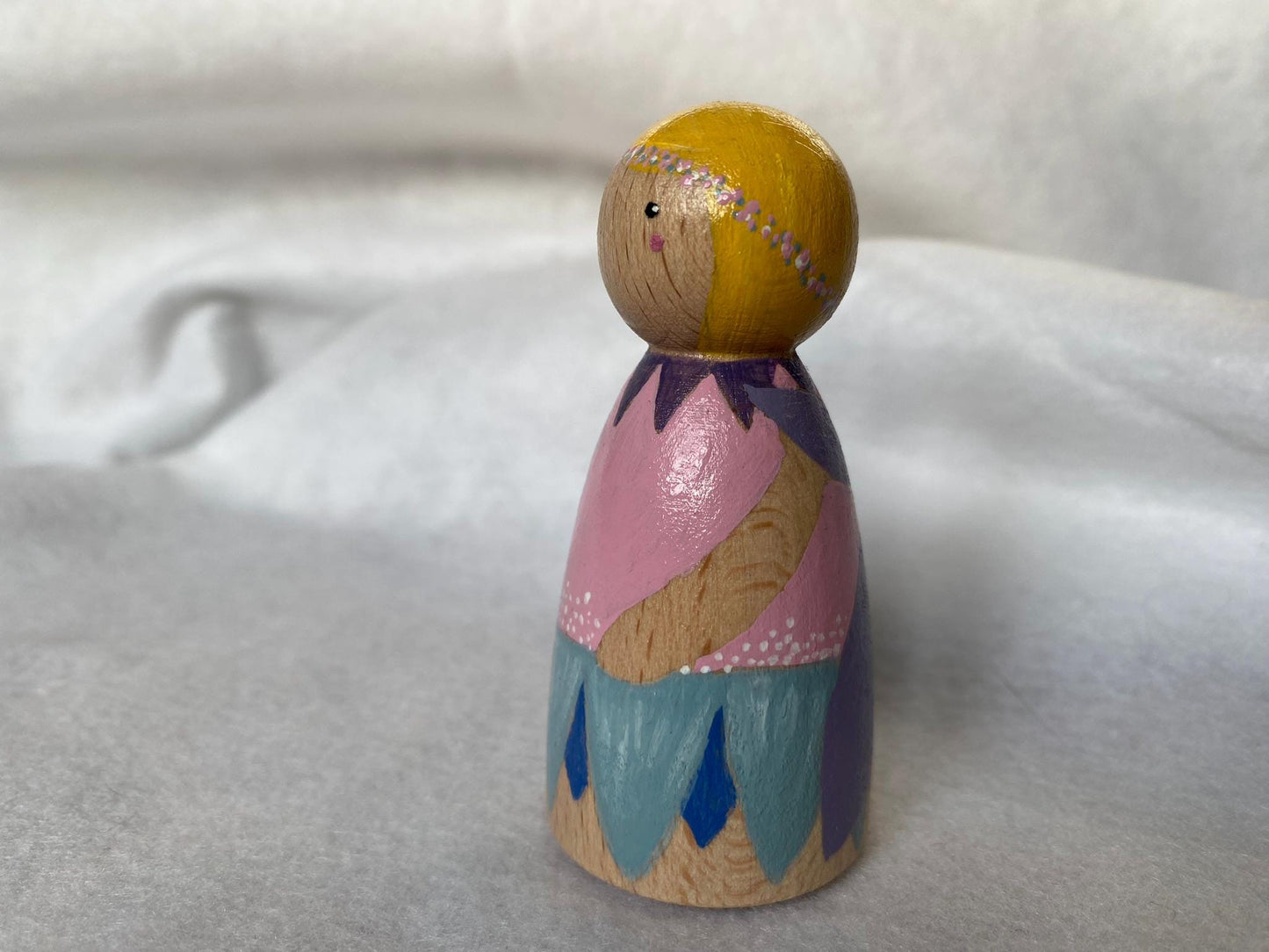 Hand painted wooden fairy peg doll (7.5cm)