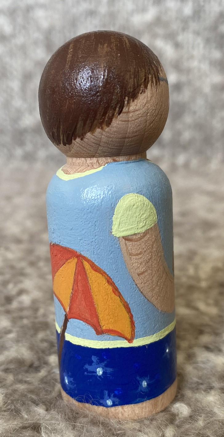 Hand painted beach party wooden peg doll (8cm)